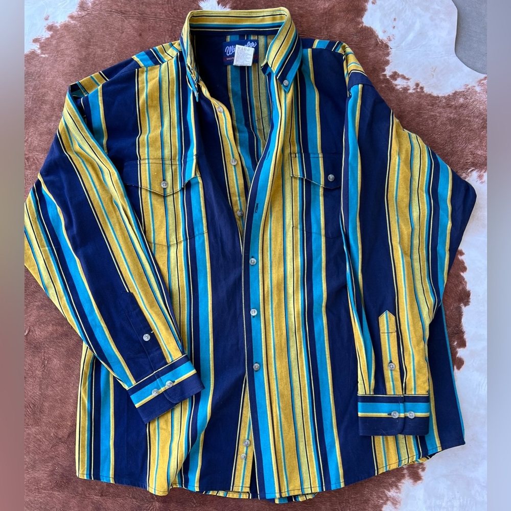 Vintage wrangler button up